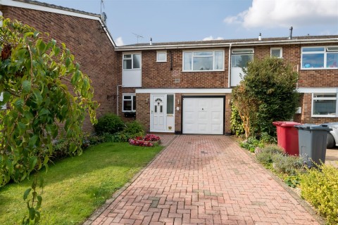 View Full Details for Newton Avenue, Caversham, Reading