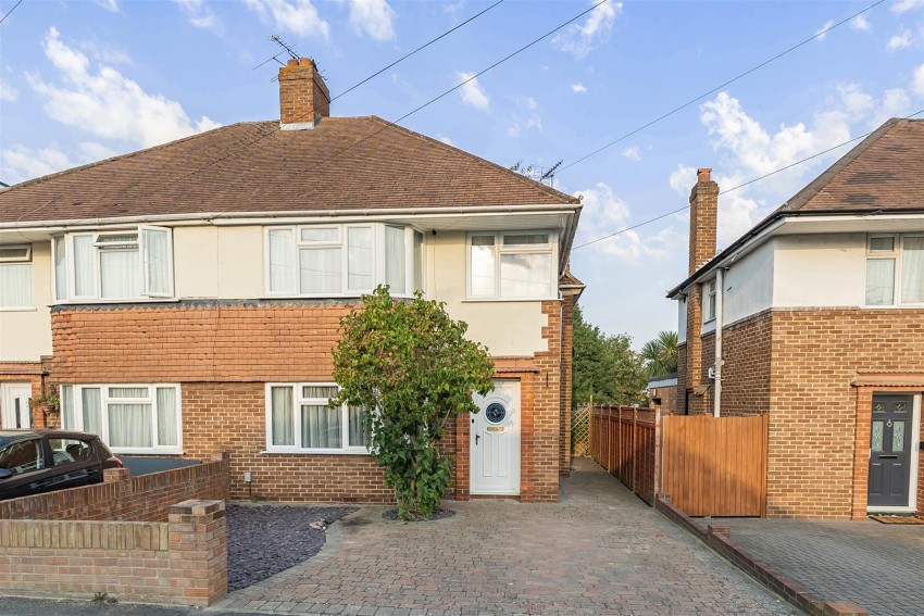 Images for Mayfield Drive, Caversham, Reading