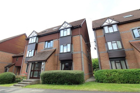 View Full Details for Rowe Court, Grovelands Road, Reading