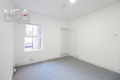 View Full Details for Priory Avenue, Caversham, Reading