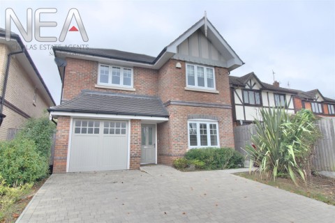 View Full Details for Fairfax Close, Caversham, Reading