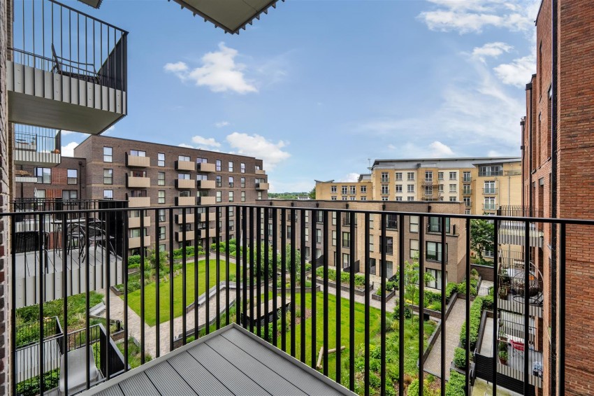 Images for Huntley Wharf, 20 Carraway, Reading